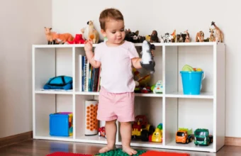 How-to-Successfully-Organize-Storage-in-a-Nursery